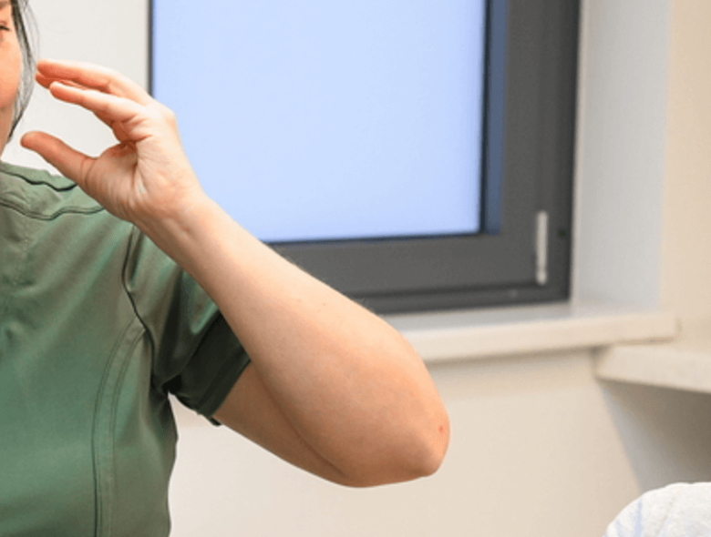 Gum recession, cervical root sensitivity