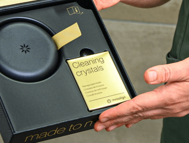 Metal-free orthodontic treatments